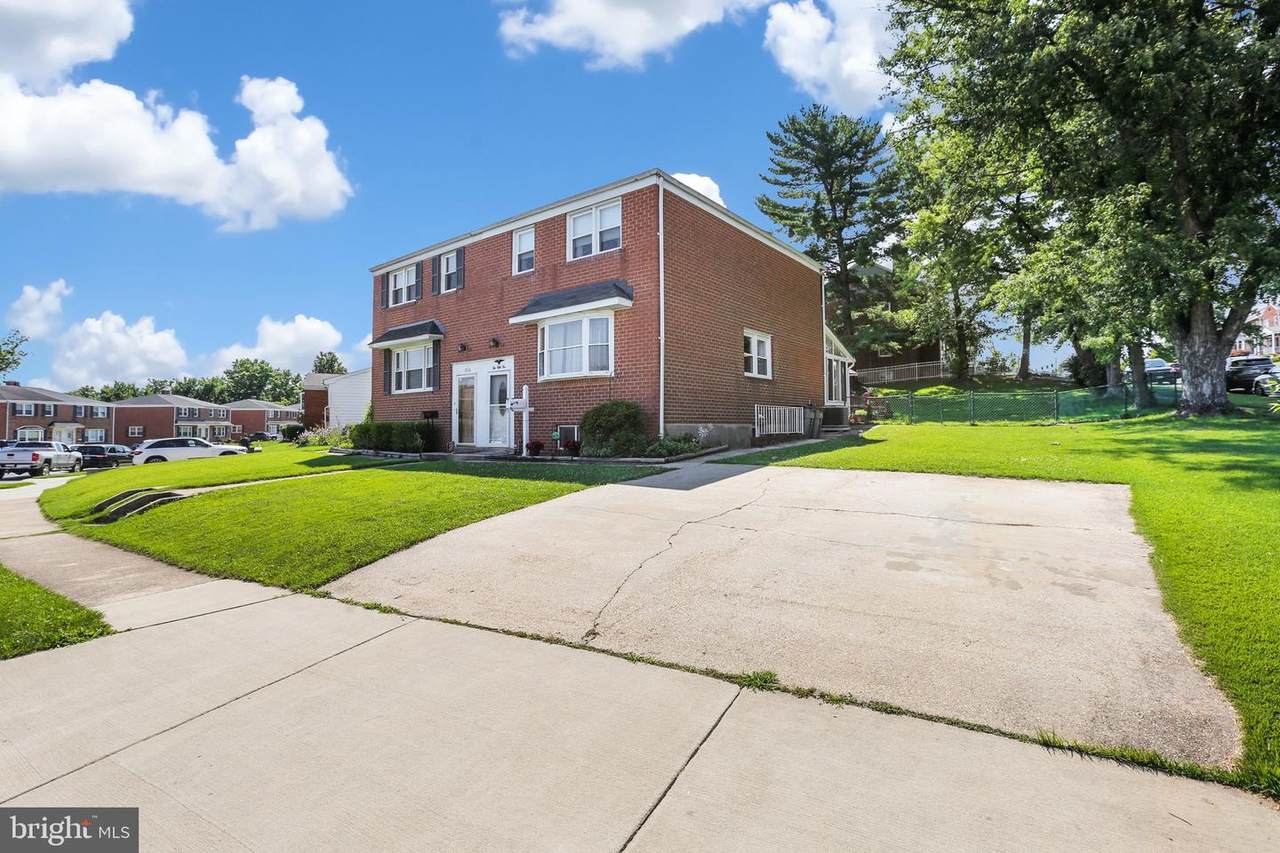 1052 Grovehill Road - Photo 1