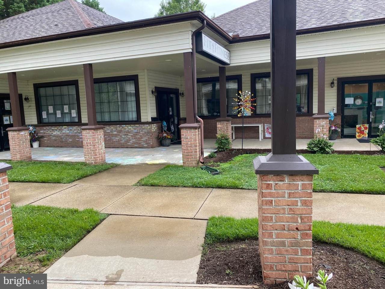 1504 Pemberton Drive - Photo 1