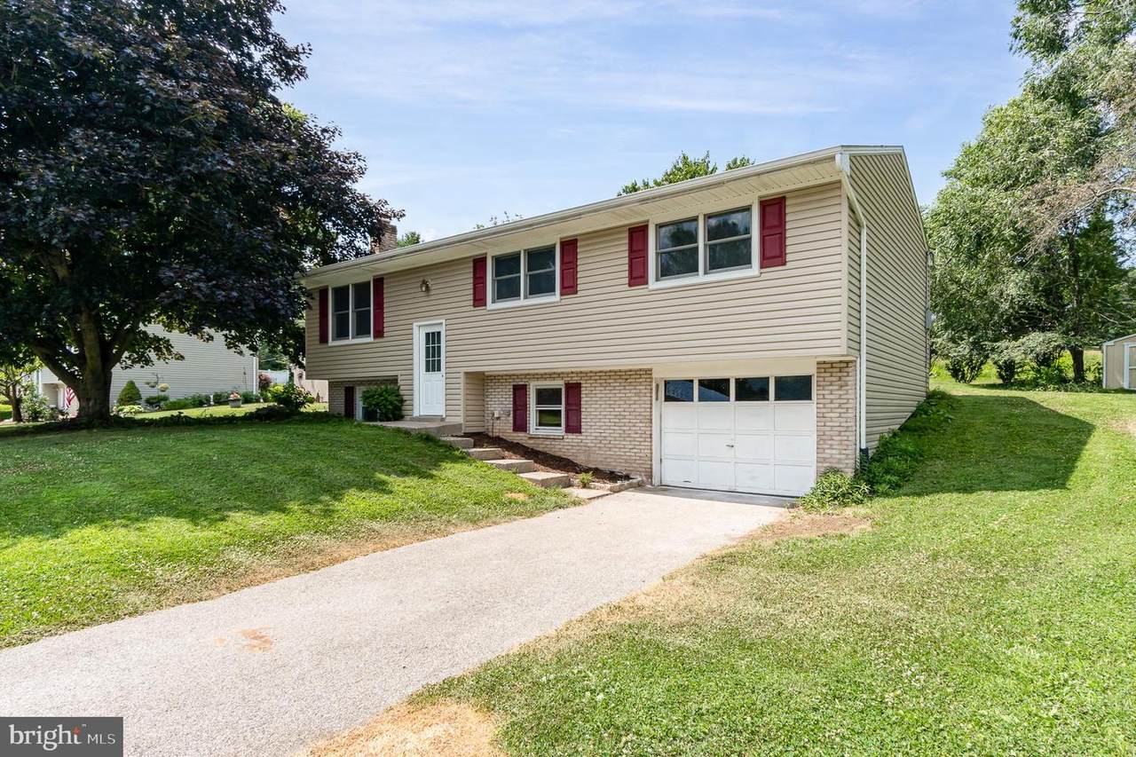 312 Erdman Drive - Photo 1