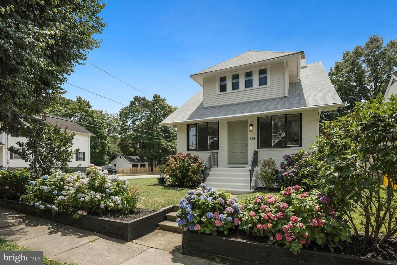 324 Wyoming Avenue - Photo 1