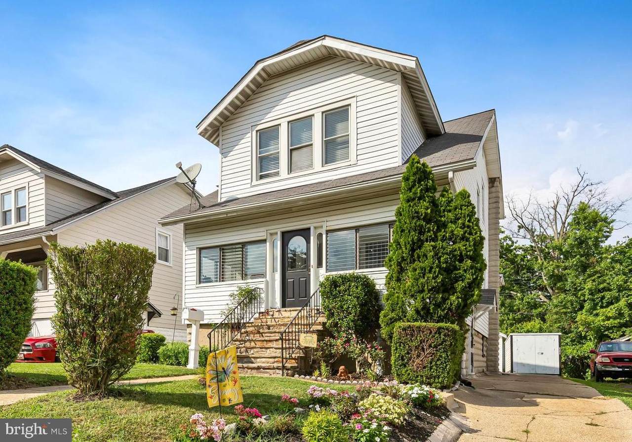 2910 Sylvan Avenue - Photo 1
