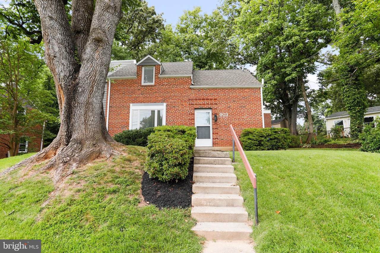 903 Dennis Avenue - Photo 1