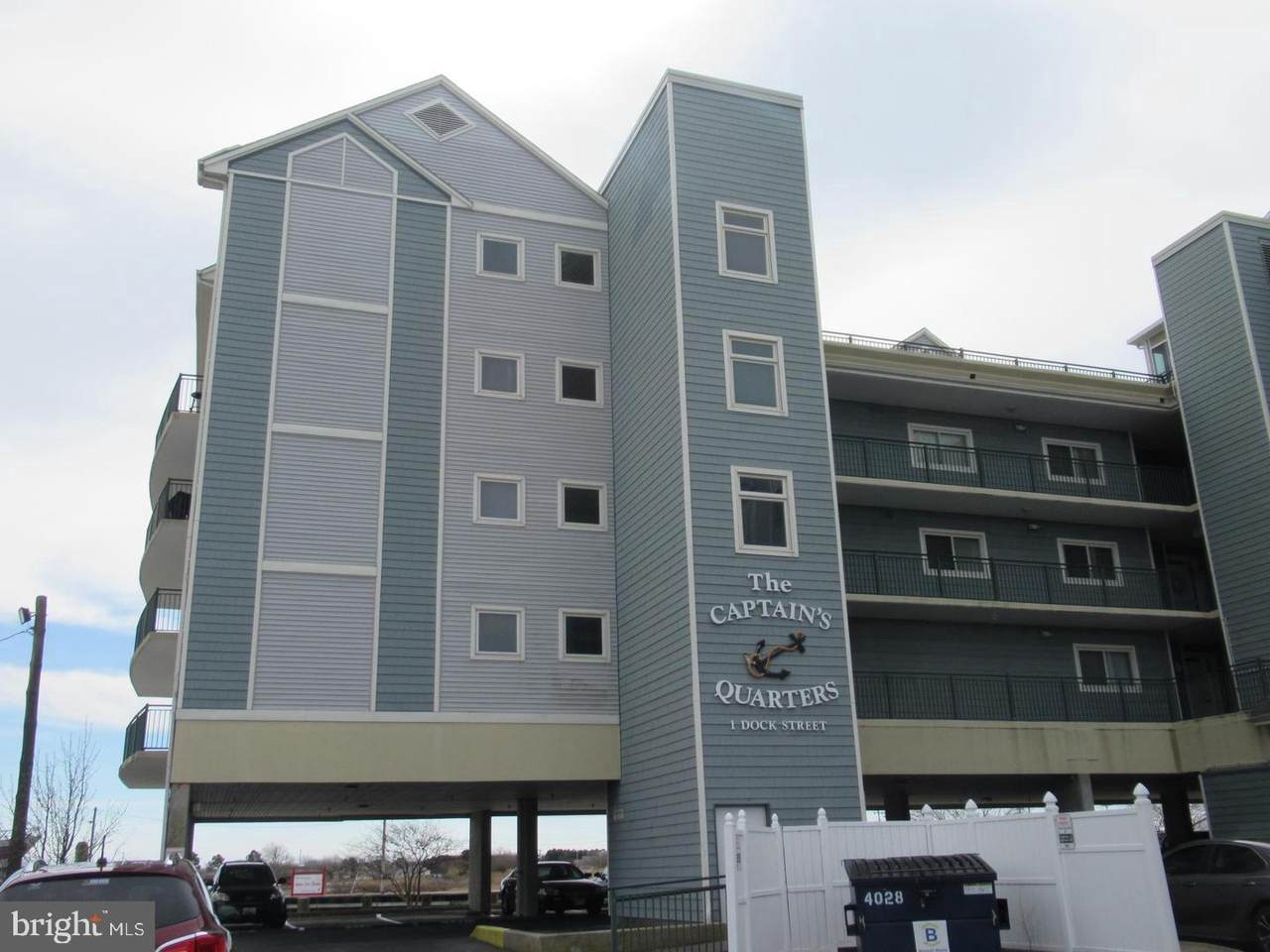 1 Dock Street - Photo 1