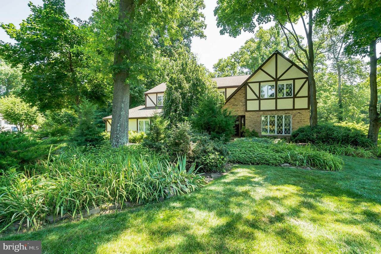 1110 Kenneth Lane - Photo 1