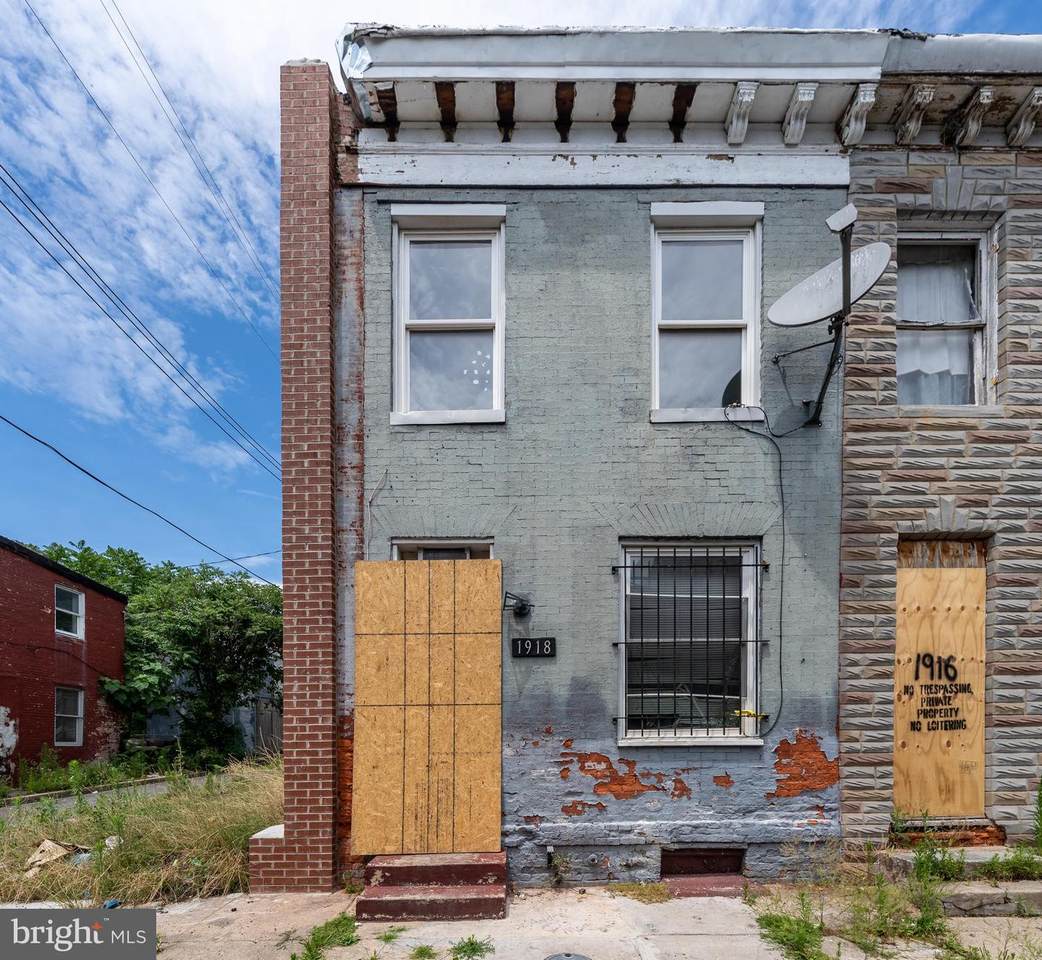 1918 Lemmon Street - Photo 1