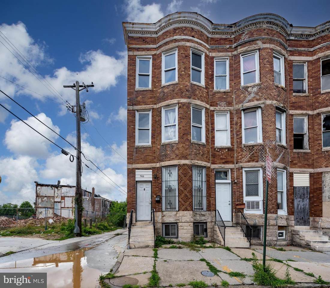 1900 Homewood Avenue - Photo 1
