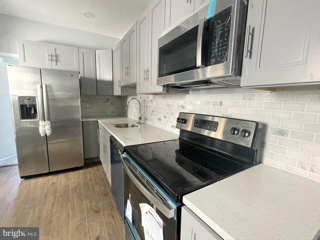 2327 Carlisle Street - Photo 1