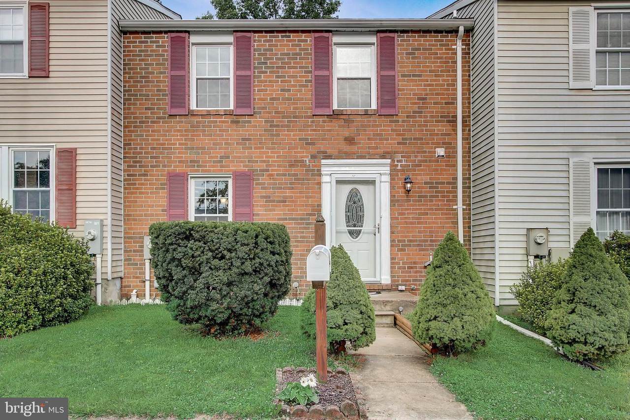 139 Orange Court - Photo 1