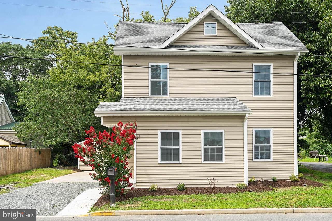 710 Poplar Street - Photo 1