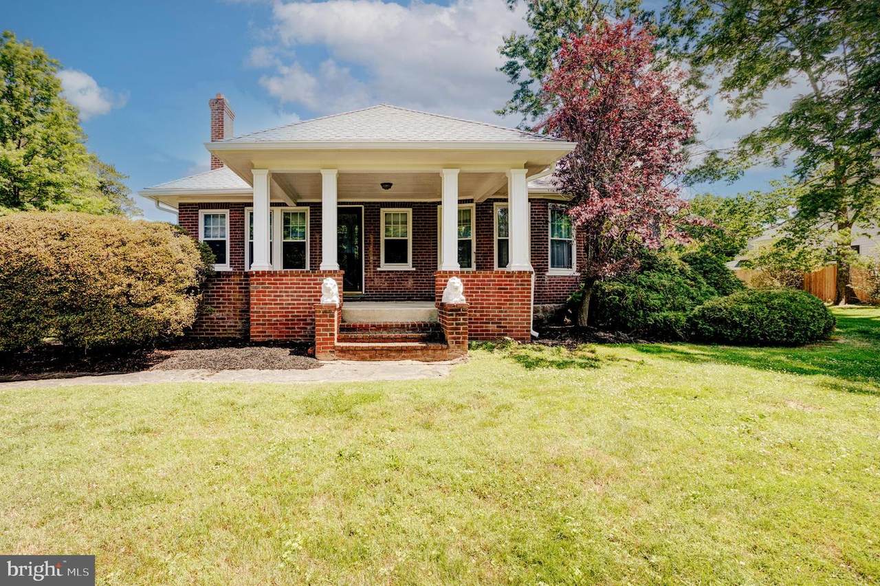 919 Skippack Pike - Photo 1