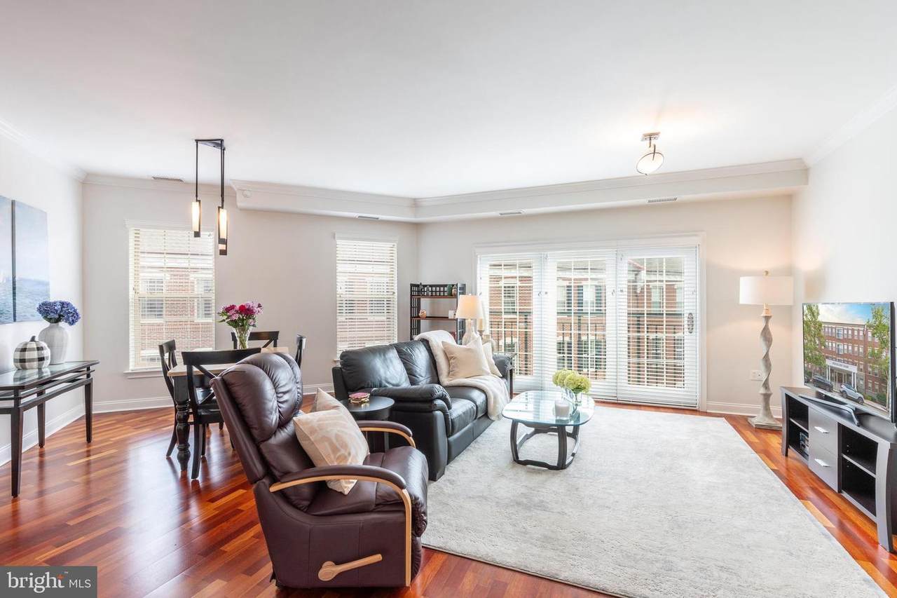 500 Admirals Way - Photo 1