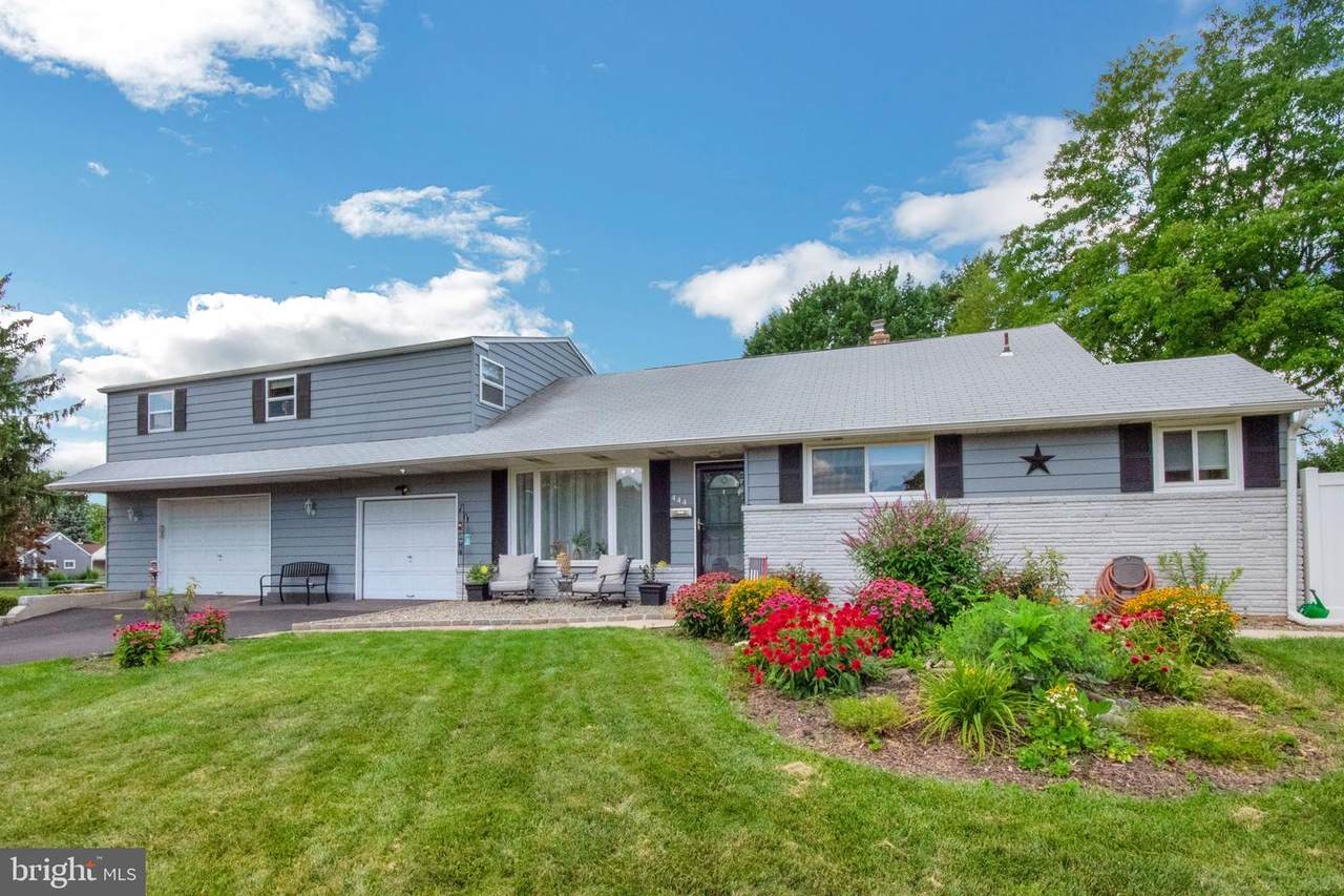 444 Chestnut Road - Photo 1