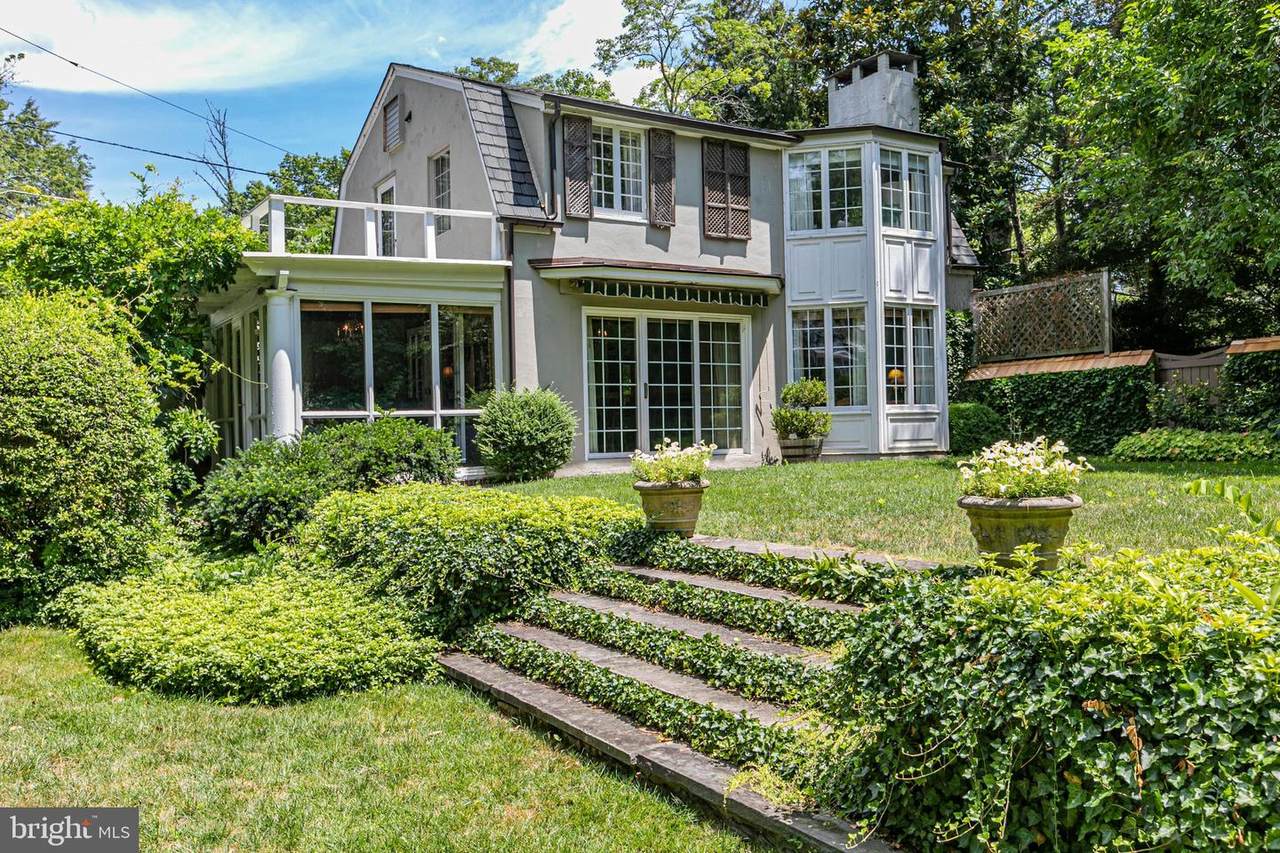 7 Lafayette Road - Photo 1
