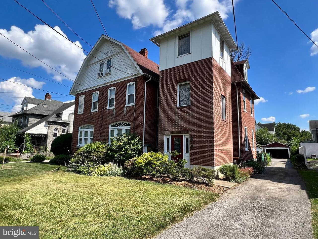 46 Stewart Avenue - Photo 1