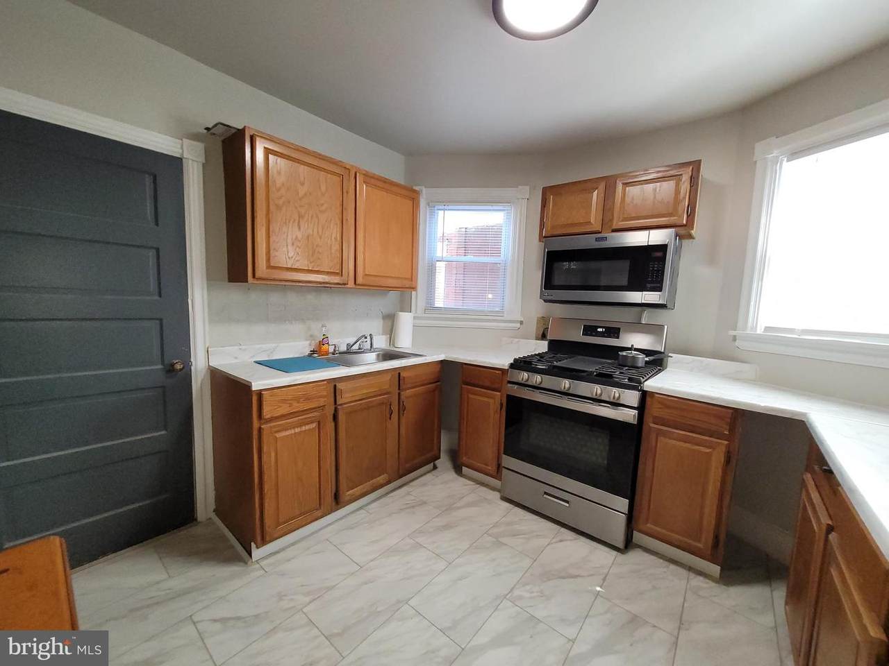 2419 Madison Street - Photo 1