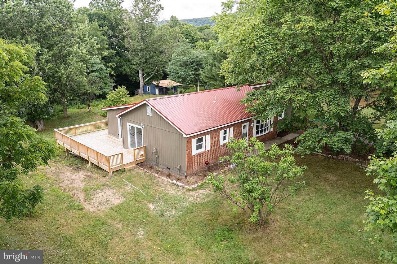 852 Stellar Way - Photo 1