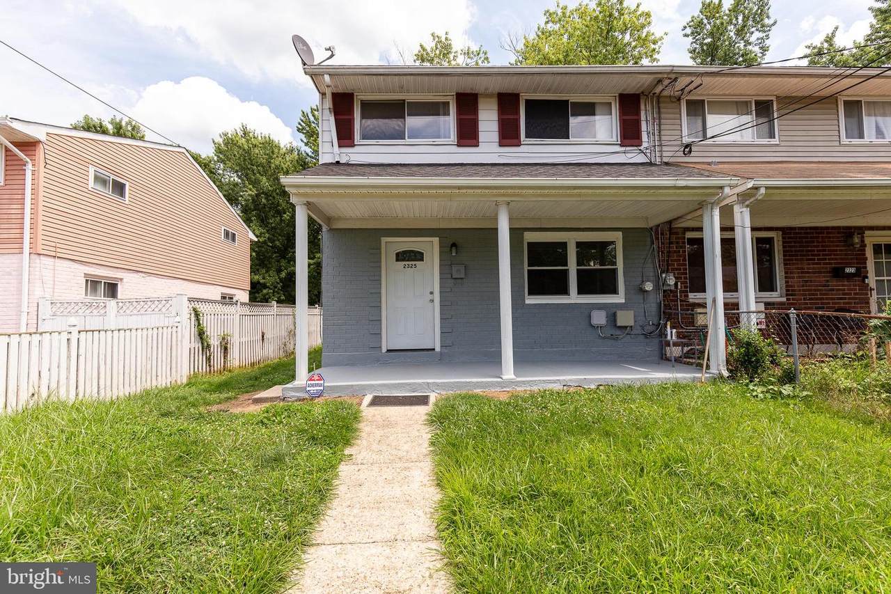 2325 Virginia Avenue - Photo 1