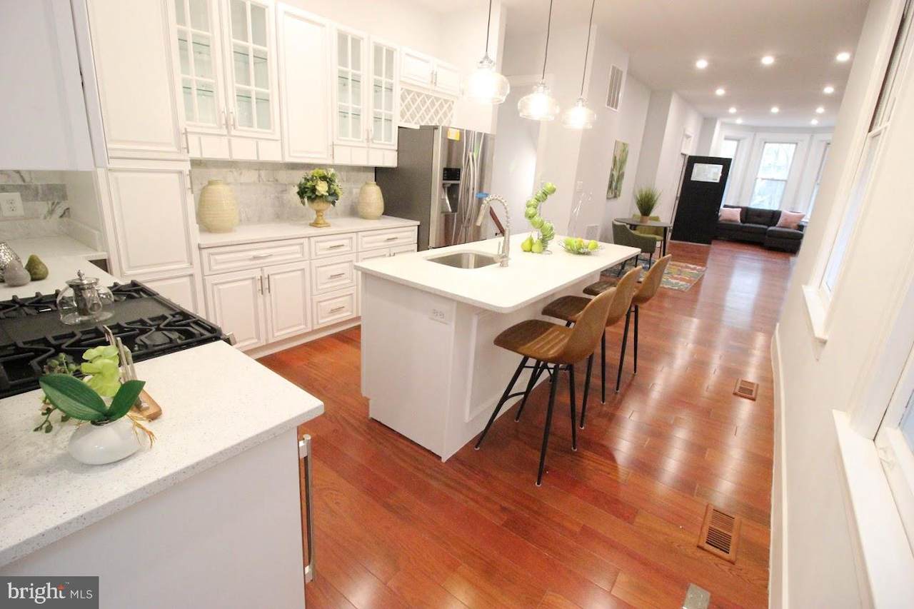 1240 Columbia Road - Photo 1