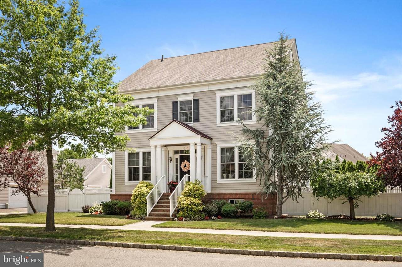 1250 Park Street - Photo 1