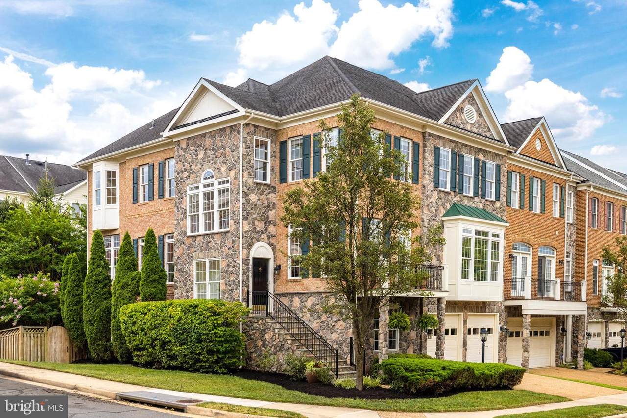 43693 Lees Mill Square - Photo 1