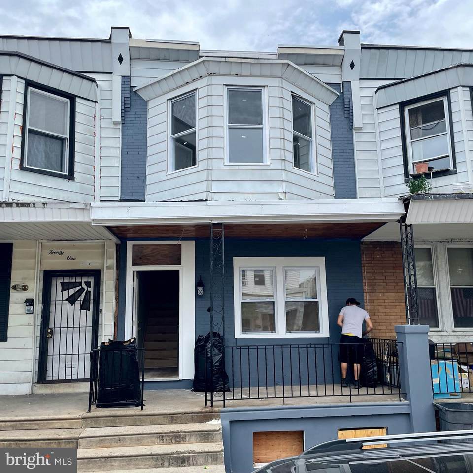2112 64TH Street - Photo 1