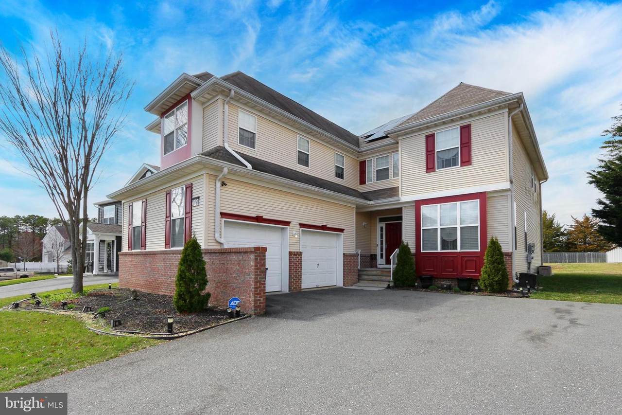 120 Crystal Lake Drive - Photo 1