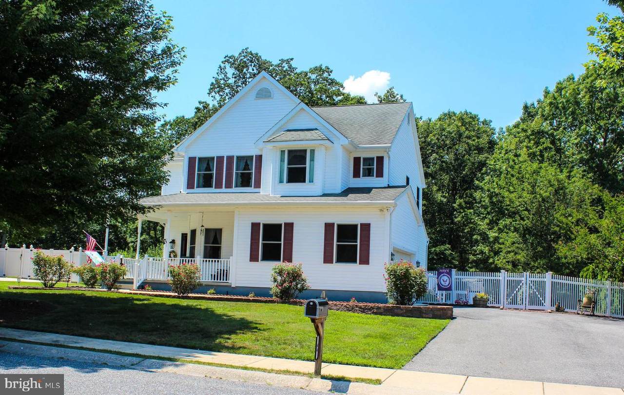 44 Lisa Marie Terrace - Photo 1