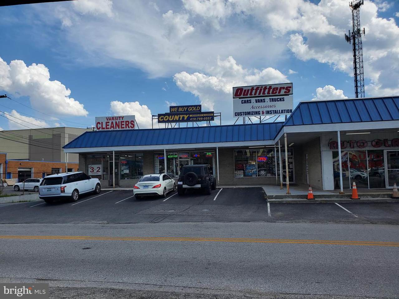 5621 Baltimore National Pike - Photo 1
