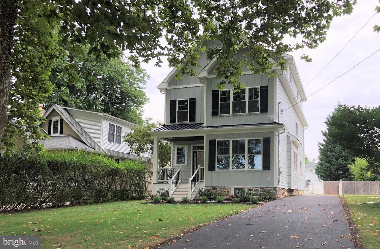 10 Clover Lane - Photo 1