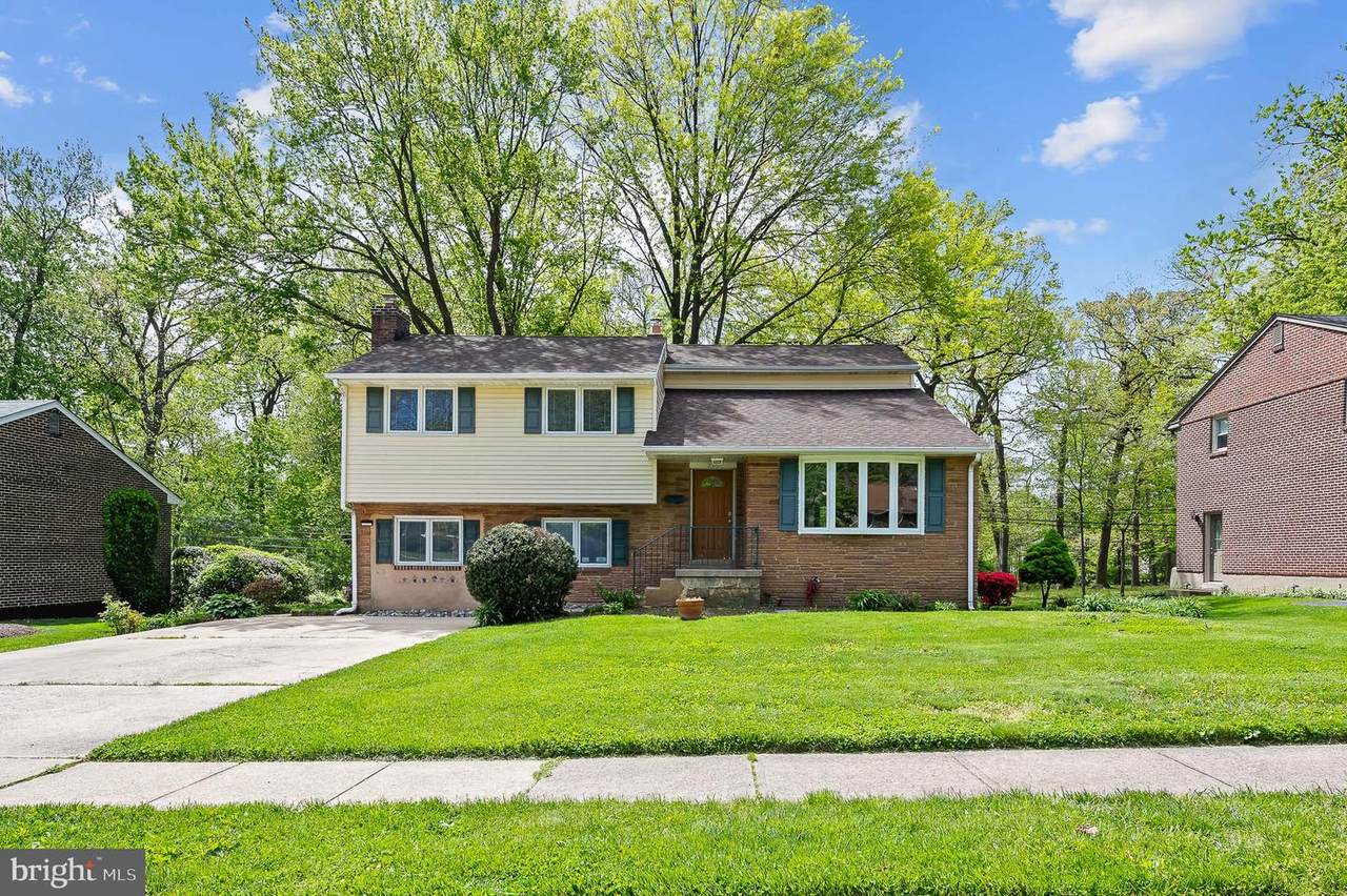 208 Alders Drive - Photo 1