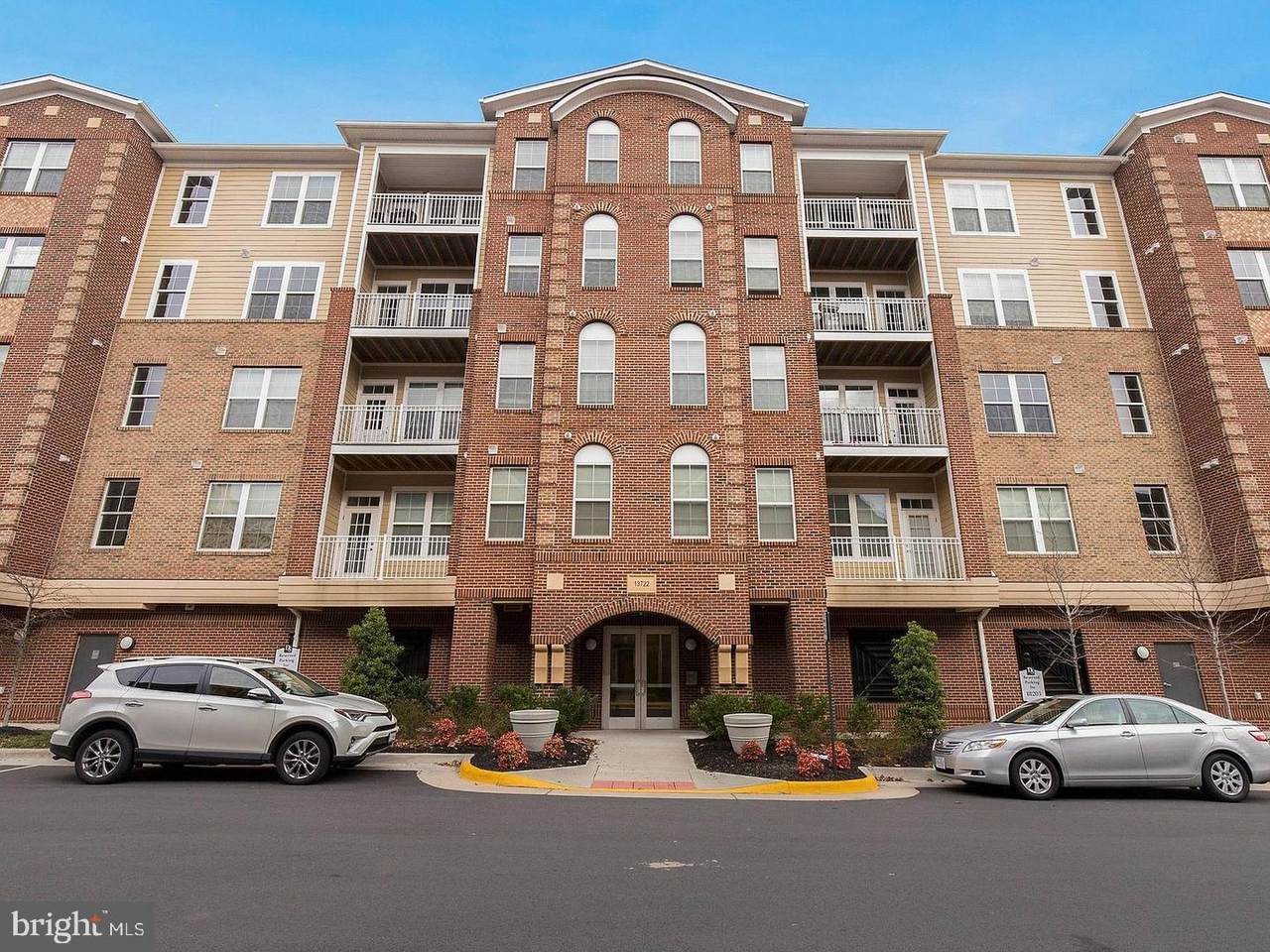 13723 Neil Armstrong Avenue - Photo 1
