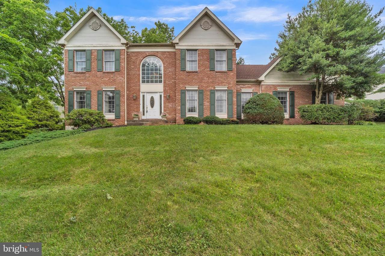 925 Evan Drive - Photo 1