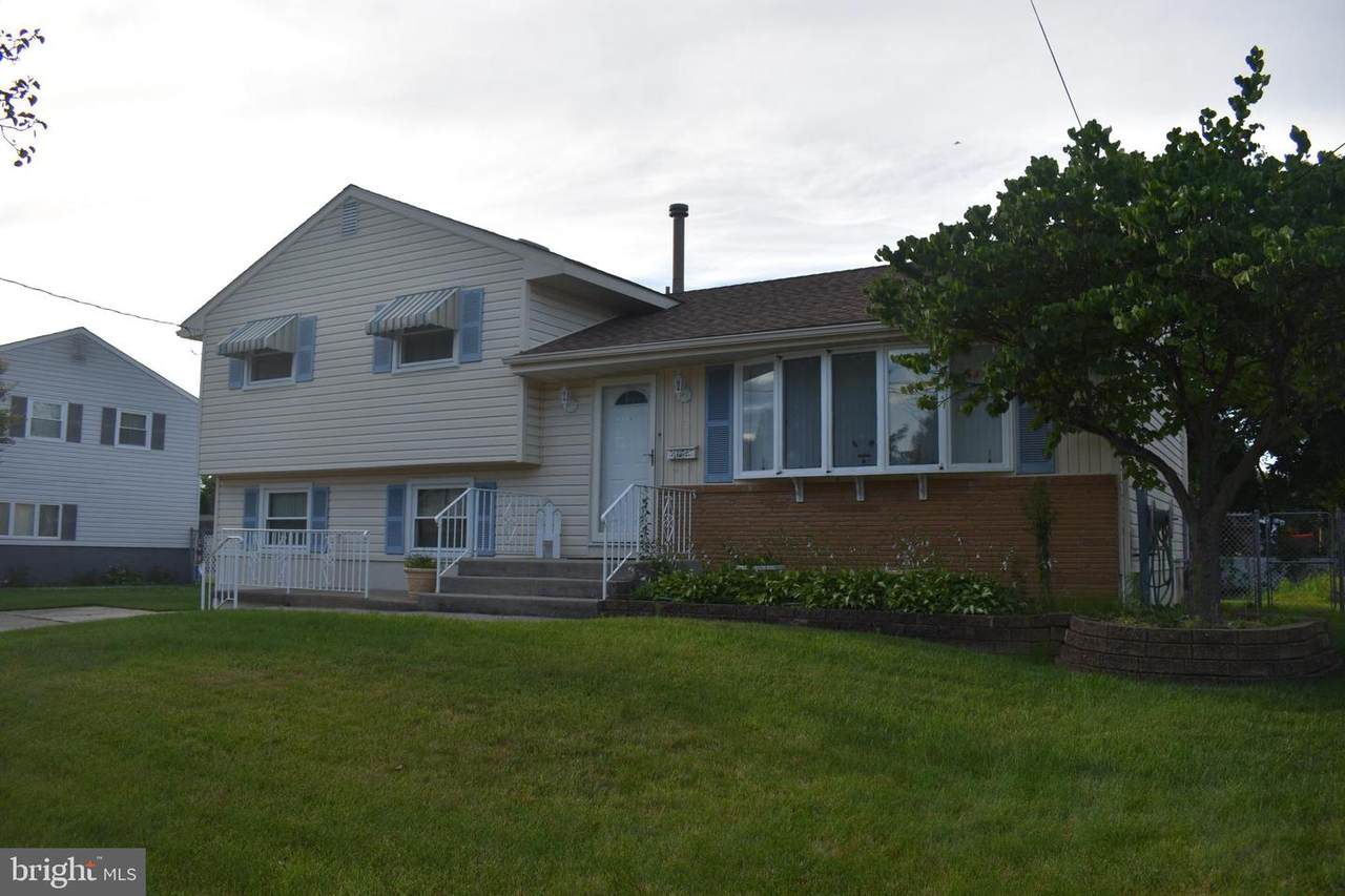 3 Sycamore Drive - Photo 1