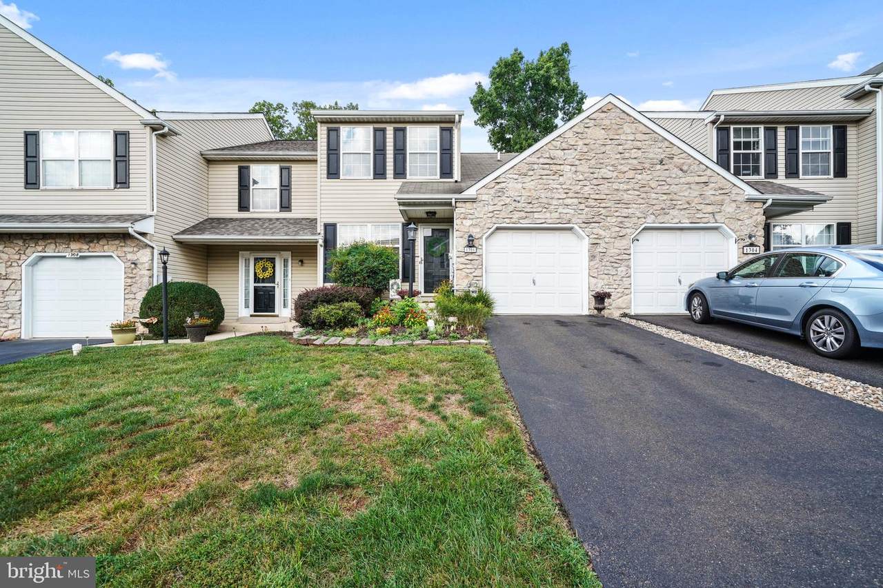 1306 Valley Drive - Photo 1