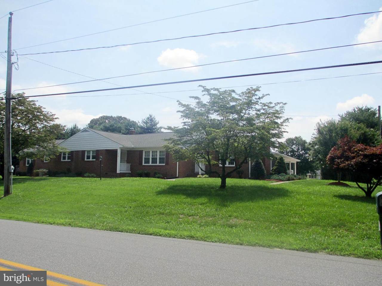 618 Meadow Brook Lane - Photo 1