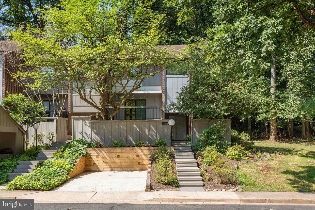 12029 Insha Court - Photo 1