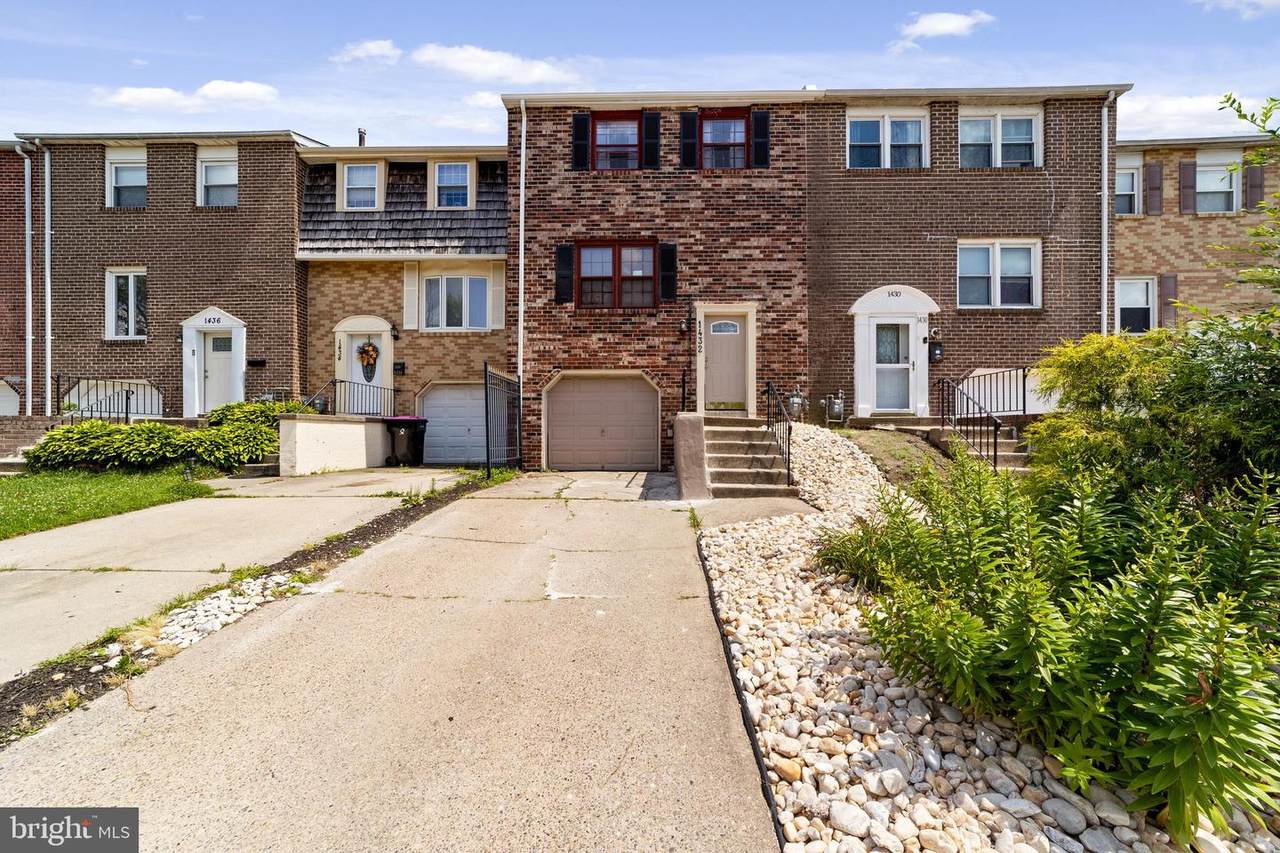 1432 Boxwood Drive - Photo 1