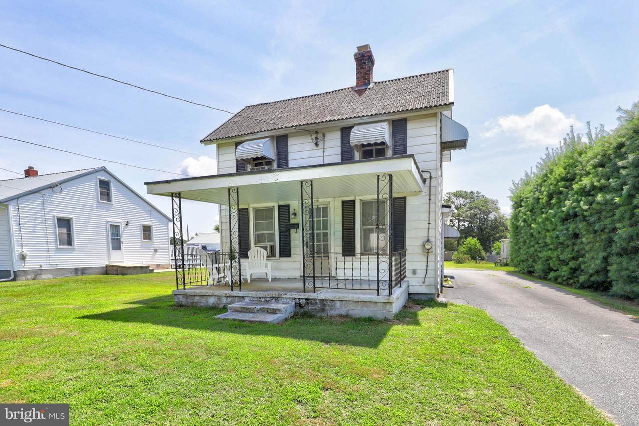 513 King Street - Photo 1