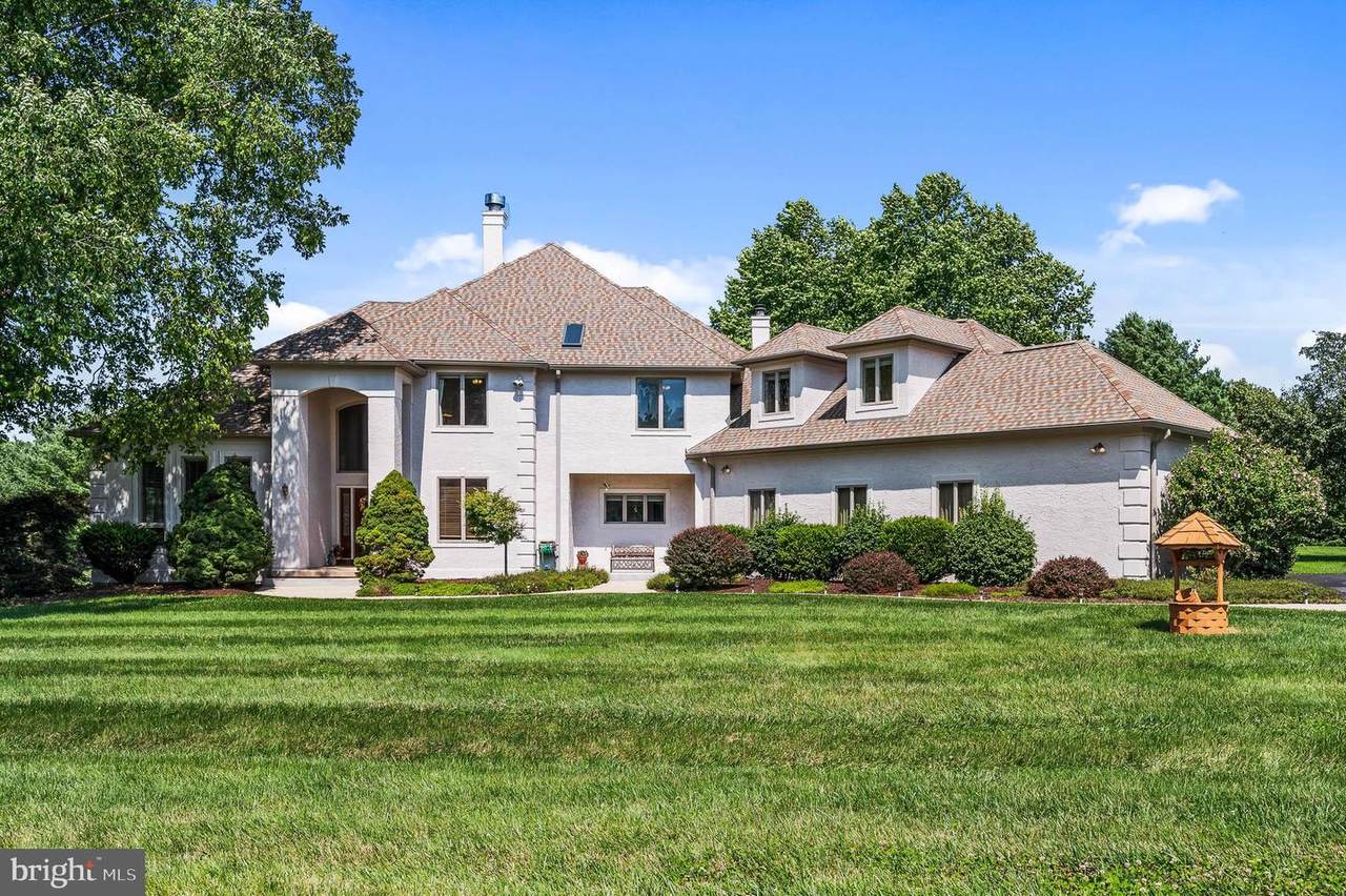 1212 Delpa Drive - Photo 1