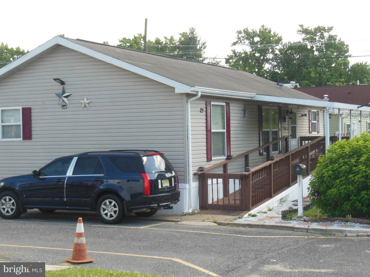 1405 Farrell Avenue - Photo 1