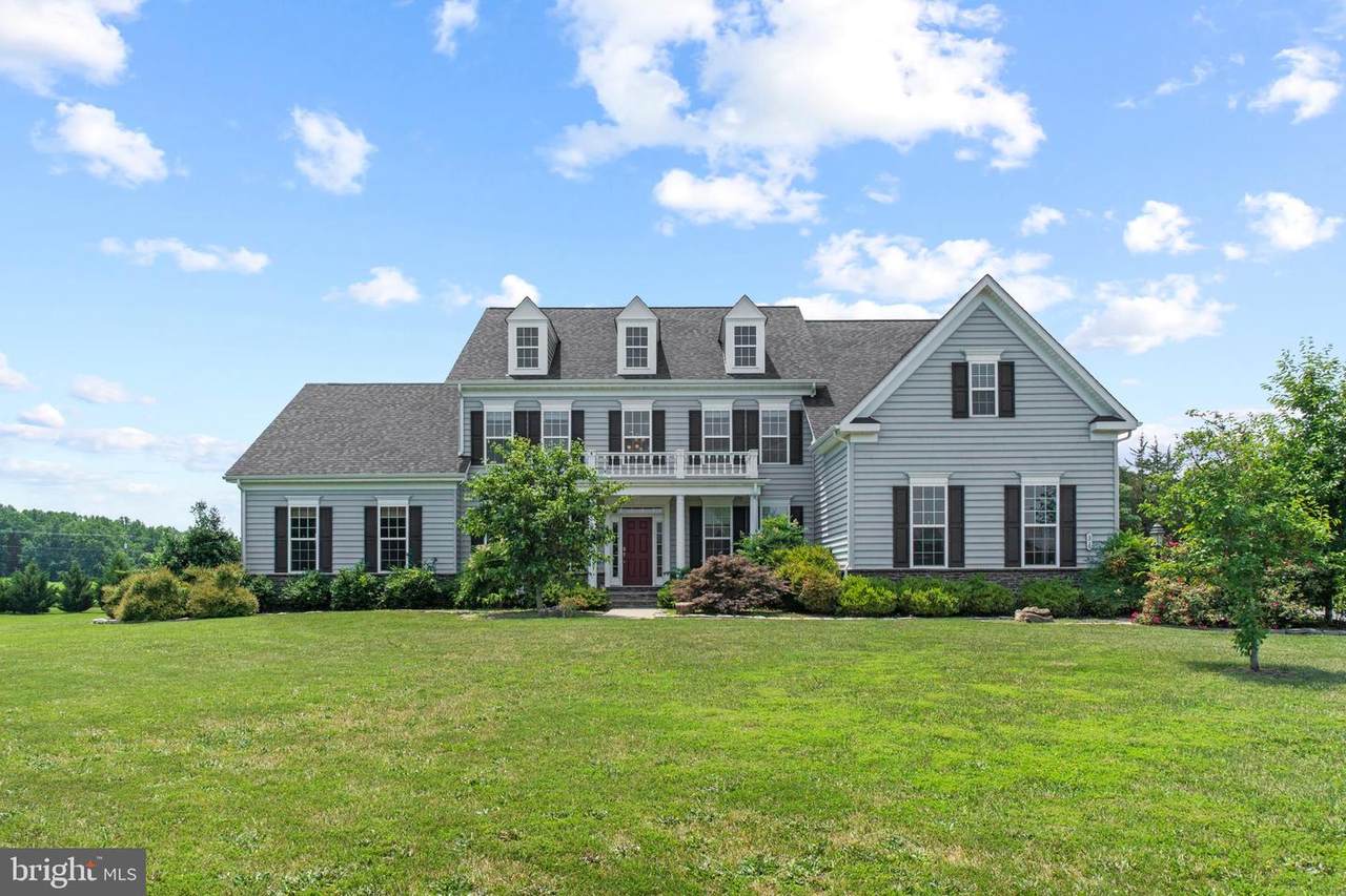 31 Everett Lane - Photo 1