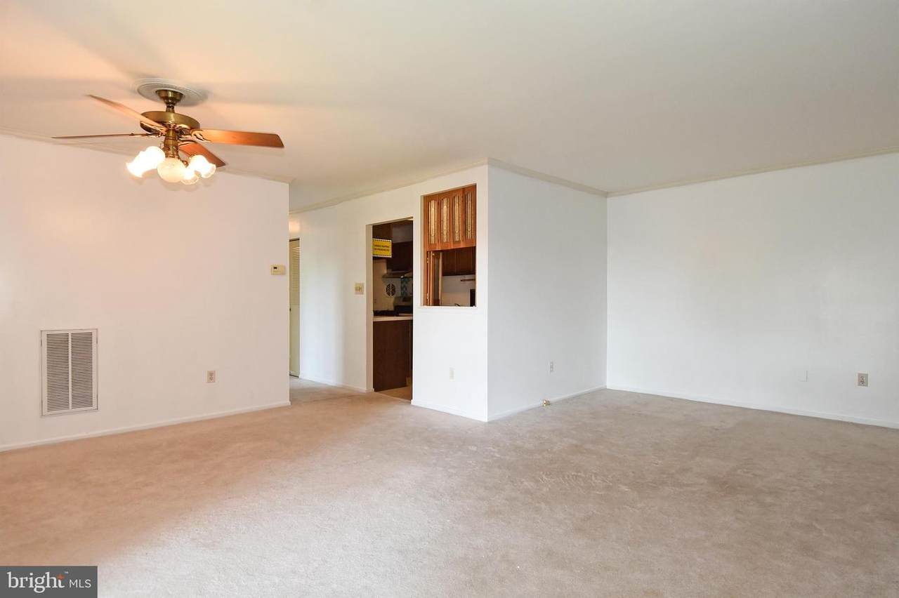 7336 Lee Highway - Photo 1