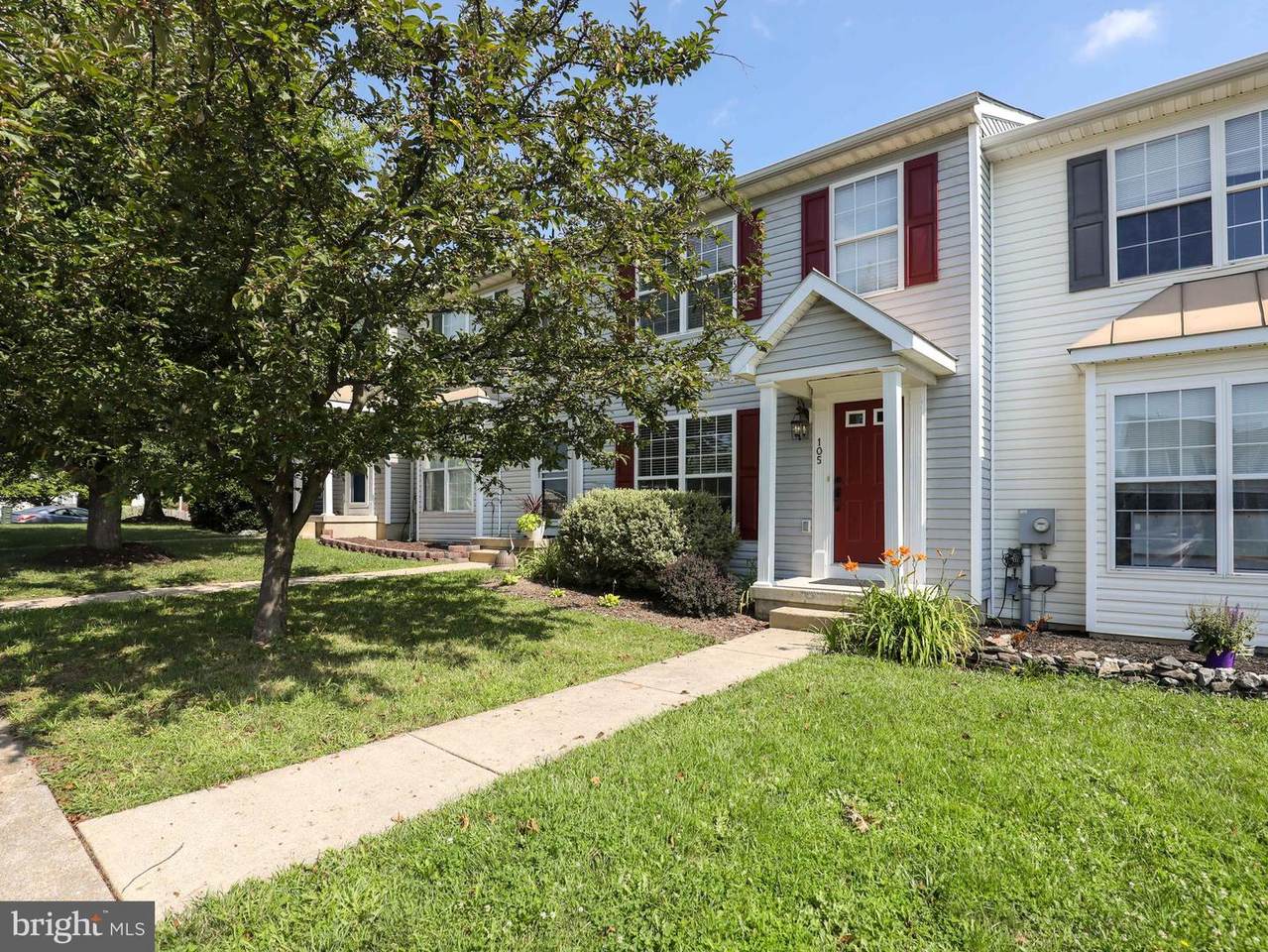 105 Copperfield Lane - Photo 1