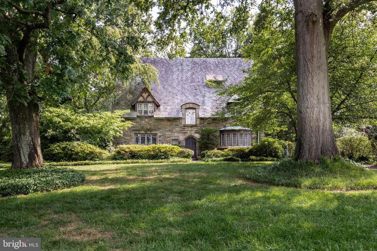 1005 Golf Road - Photo 1