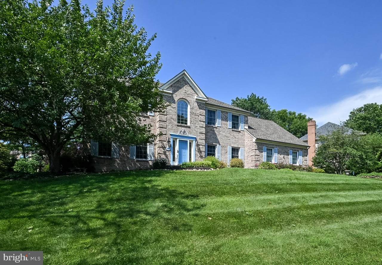 510 Ridgeview Drive - Photo 1