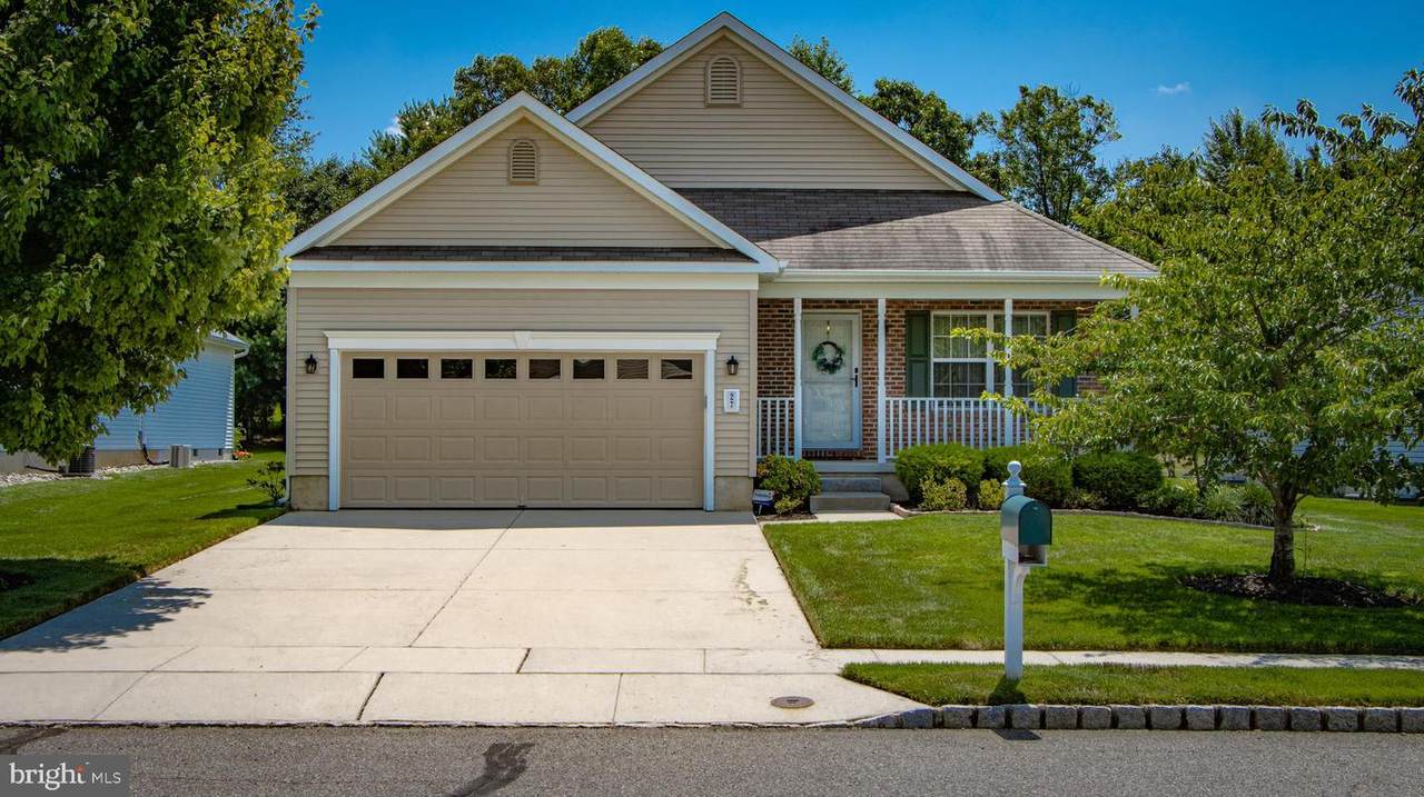 27 Silver Creek Drive - Photo 1