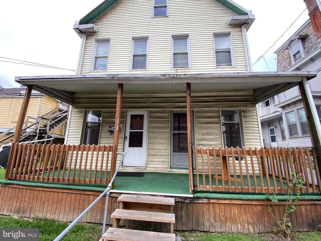 221 Walnut Street - Photo 1