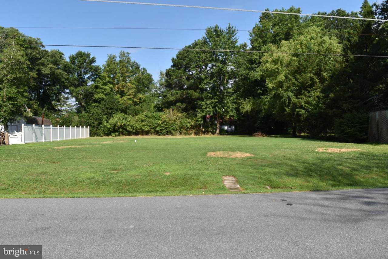 9 Nanticoke Road - Photo 1