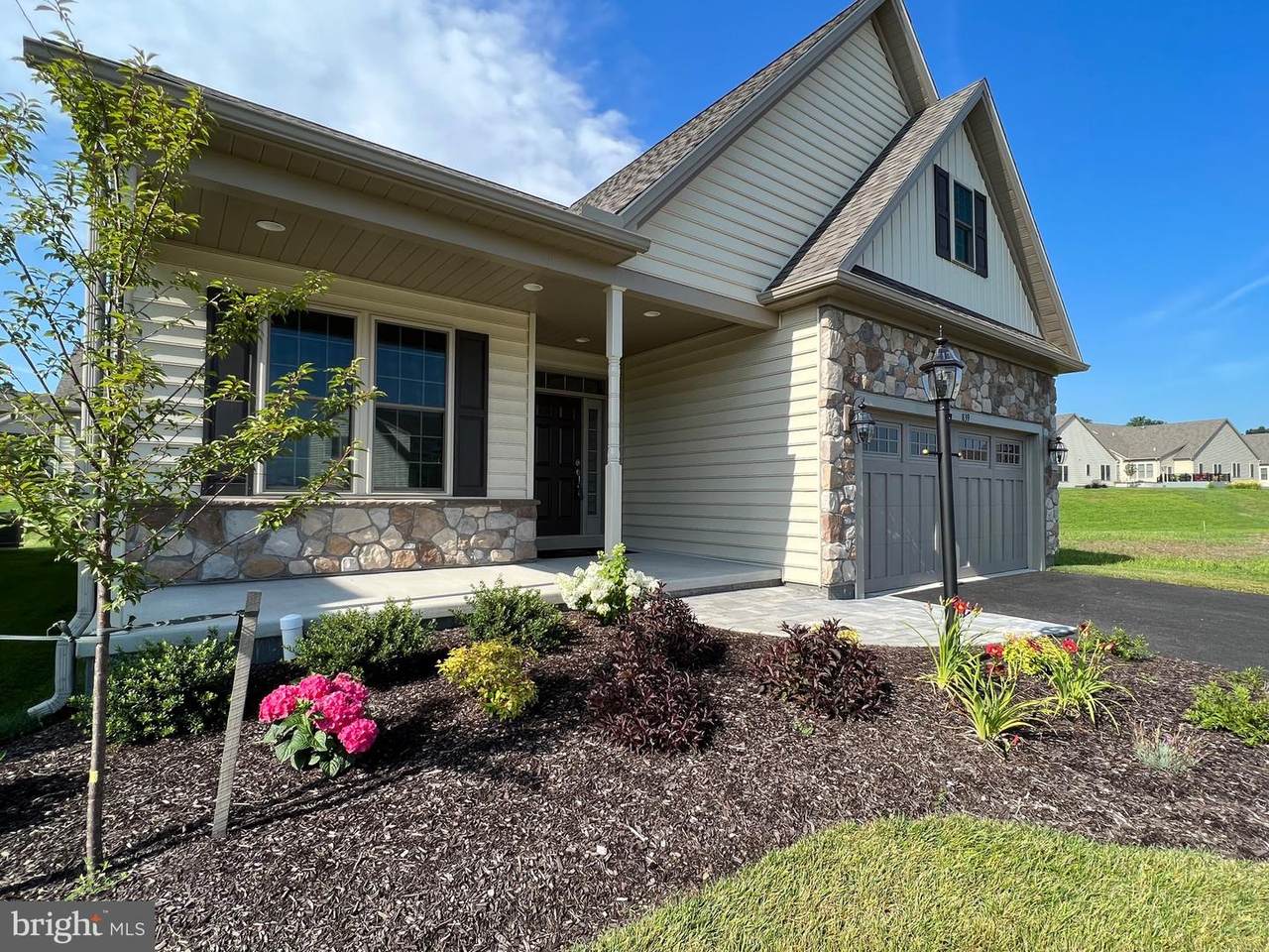 839 Summer Breeze Path - Photo 1