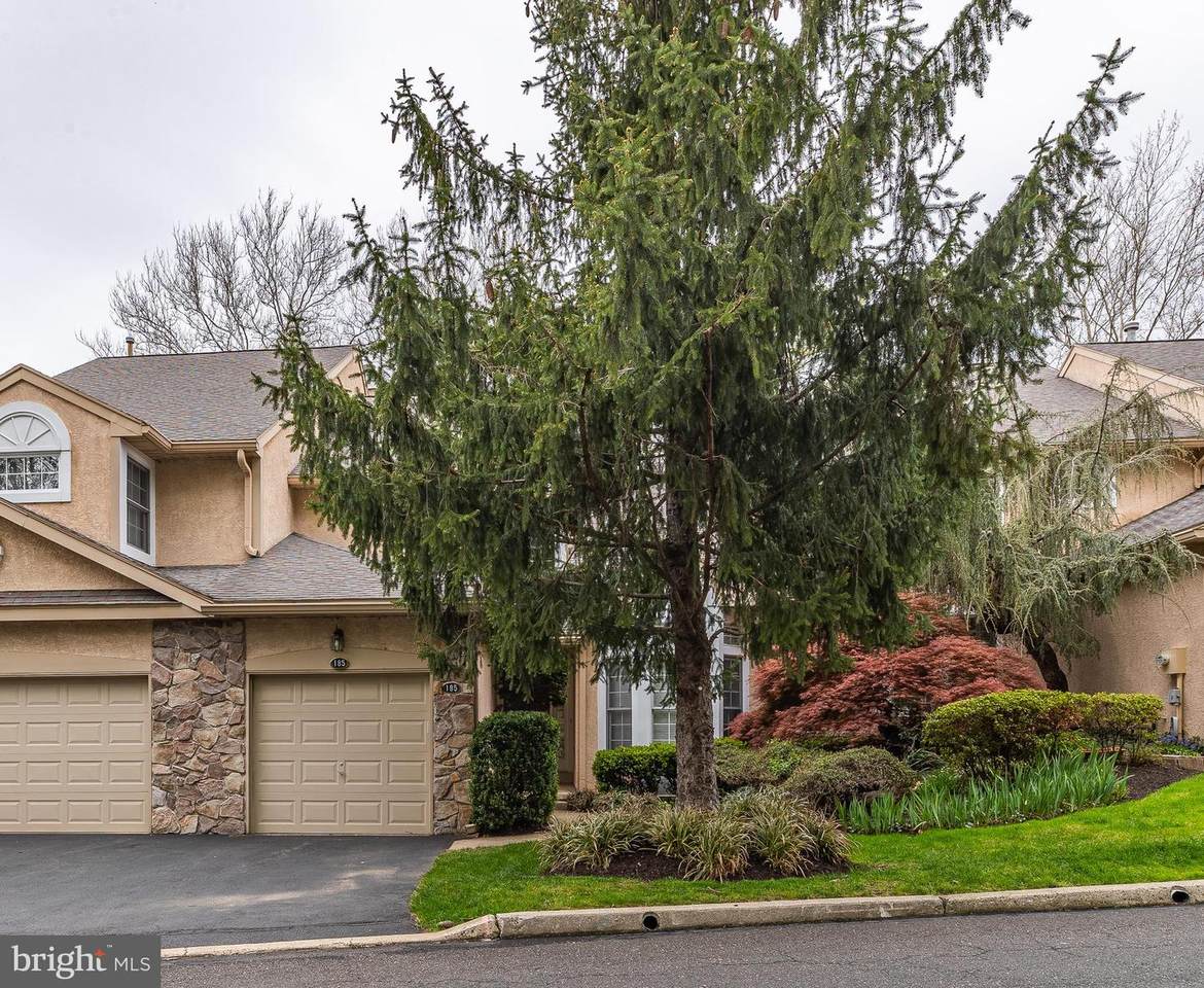 185 Linden Drive - Photo 1
